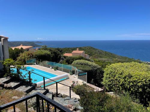 Villa climatisée, 5 Pieces, 140M2 grande piscine vue époustouflante proche plage du Rupione Pietrosella gîte à louer Plage de Ruppione