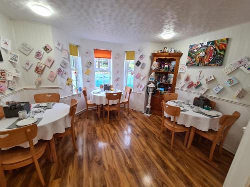 Beachdene Guest House 3