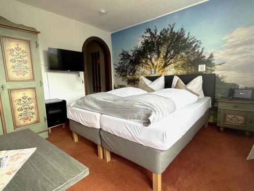 Hotel Zartenbach B&B - image 2
