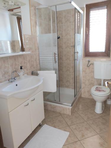Two-Bedroom Apartment image 3