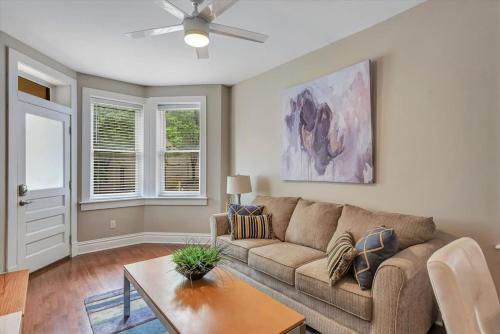 Side by Side Townhomes in Tower Grove 920&922