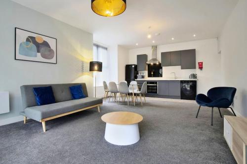 FREE PARKING - Spacious 2-BR close to Salford Royal, Manchester (fotografie 9)
