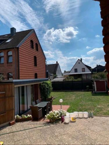 Сад, 2 Zi.-Wohnung Stadtnah, Messenah in Sarstedt