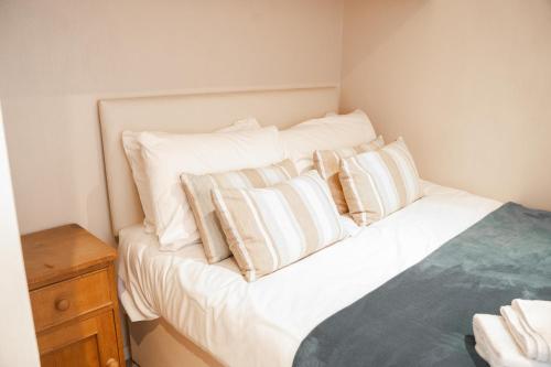 Recently updated lodge near Chester city centre - For up to 6