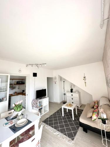 Lake Apartment Ischia White