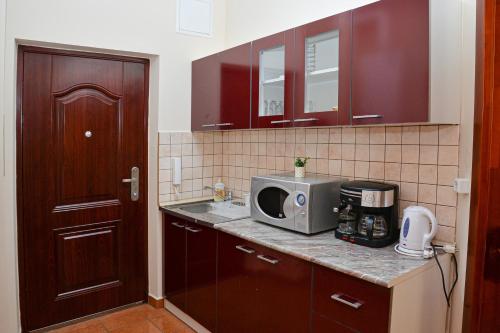 Double Room image 6