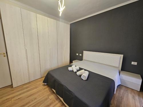 New Bazar-Central Apartment 1 with balcony, Tirana (photo 3)