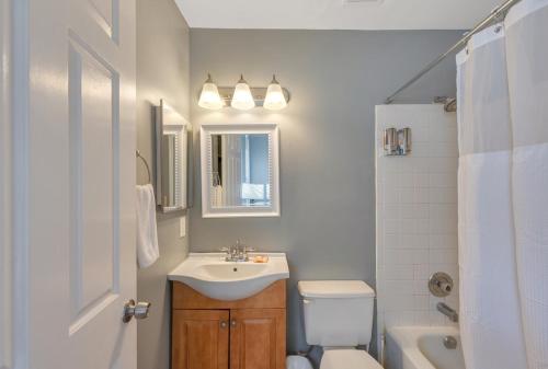 Breathtaking Unit in Shaw 8 Queen beds - 2w in Tower Grove, USA