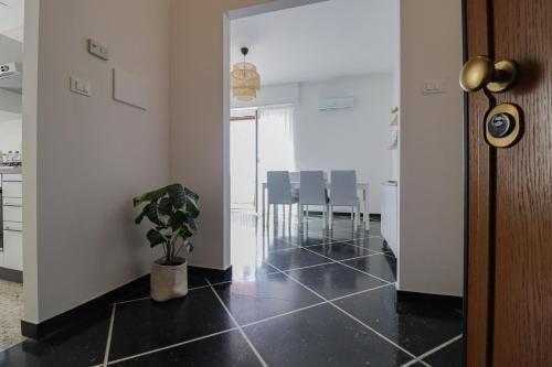186 - Casa Aureliana VISTA MARE a Lavagna 100 metri dal Mare e spiaggia - PARCHEGGIO GRATIS INCLUSO, Lavagna (foto 10)