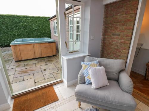 Exterior view, Home Farm Cottage in Southam