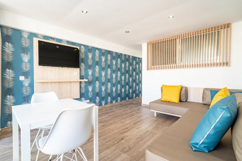 New Kensington Apartments - Econotels - Magaluf