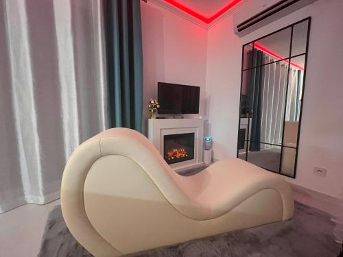 Suite de Charme - So Chic So Romantic in Bellegarde