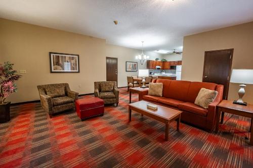 Christopher Inn and Suites