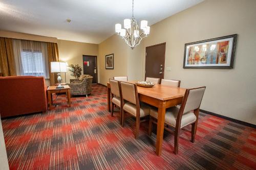 Christopher Inn and Suites in ชิลิคอธิ (OH)