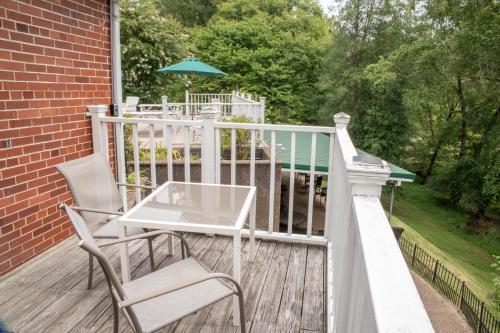 Elk River Hotel & Cafe in Sutton (WV)