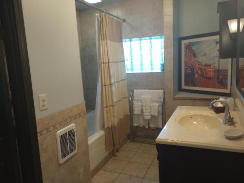 2 double beds, 3 twin beds