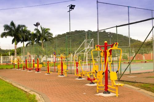 Fitness center, Departamento entero de 3 dormitorios en urbanizacion privada con garaje y seguridad 24h in La Aurora