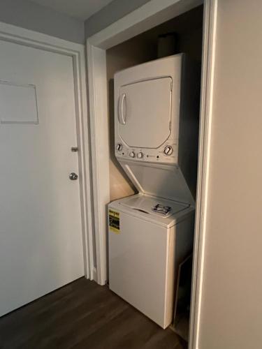 River Place Condos 611 3BD - image 6