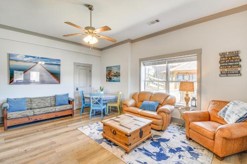 Piccinni Lake House with Deck and Lake Chatuge Views! in Hiawassee, Vereinigte Staaten von Amerika