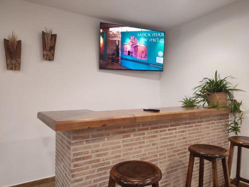 Koplietošanas atpūtas telpa ar TV, Alojamiento Turístico La Cantuérgana (Alojamiento Turistico La Cantuergana) in Navahermosa