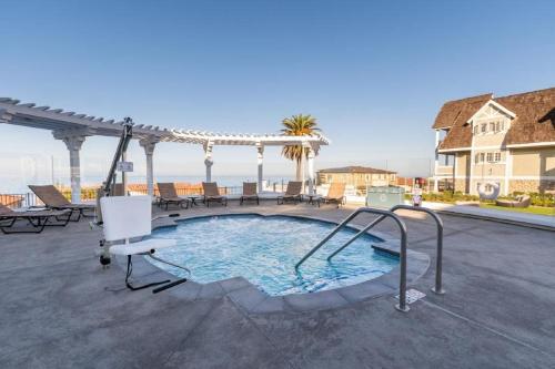 Steps from the beach in Carlsbad- 1 bedroom unit in Carlsbad, USA