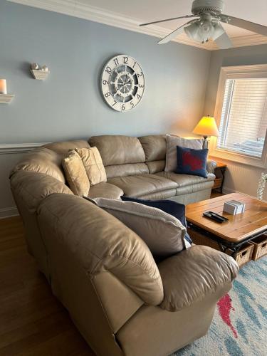 Unique 3BR, 1 of 5 Condos w/Huge Poolside Patio, Steps to Beach & Pier, Gated Unique 3BR, 1 of 5 Condos w/Huge Poolside Patio, Steps to Beach & Pier, Gated