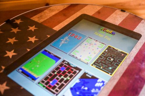 Smoky's Den II - main image