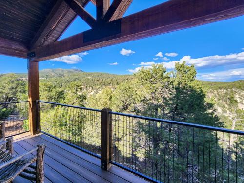 Rustic Pine- Secluded Mountain Retreat Near Zion National Park