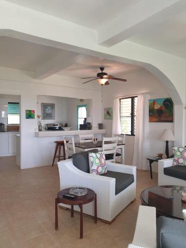 โคราลิโต เบย์ สวีท แอนด์ วิลลา (Coralito Bay Suites and Villas) in แองกวิลลา