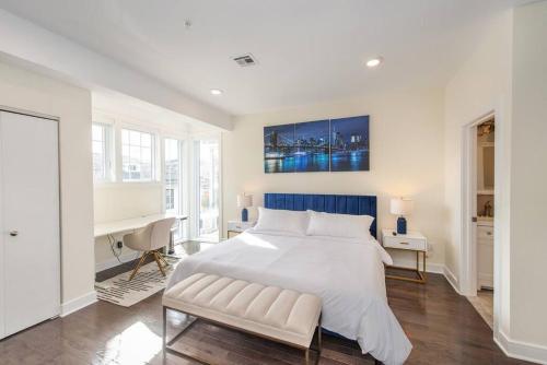 Modern Condo-NYC@Fingertips in North Bergen, USA