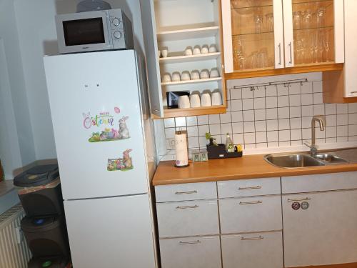 Ferienwohnung Latscha - 2 Zimmer Wohnung mit Klimaanlage,Balkon, Kinderspielplatz