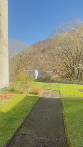 Surrounding environment, Budget Rooms in Fort William