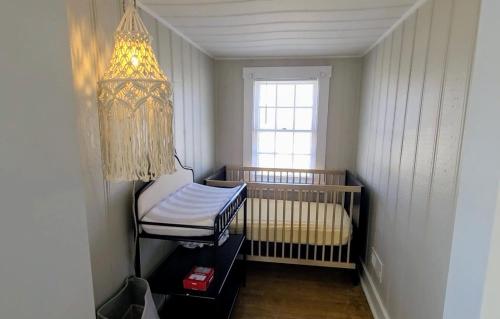 4 Bedroom Wentzville Adventure Sleeps 12 in Wentzville, USA