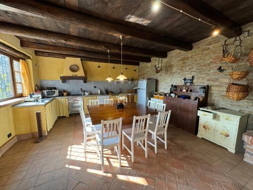 Villa Natura Piemonte with pool in Kastino