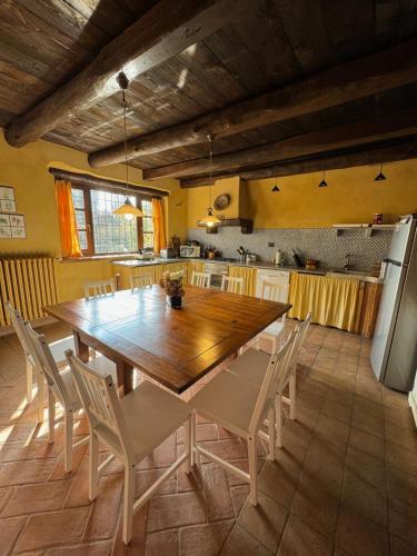 Villa Natura Piemonte with pool in Kastino