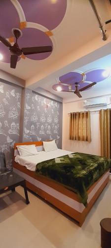 Shiv Niketan Guest House 200mtr from Shri Ram mandir – Ayodhya, VA