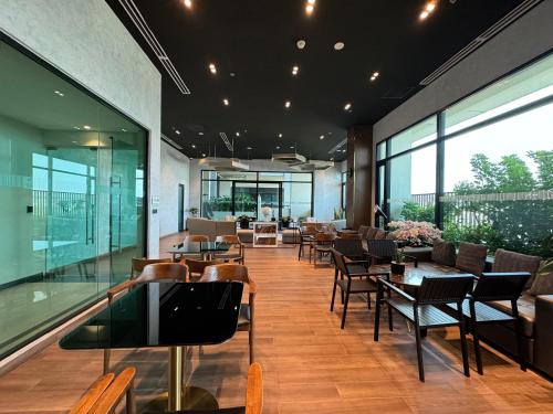 Homie's Dedge Thao Dien Luxury Apartment - 연회장