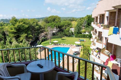 Aparthotel Las Mariposas - image 5