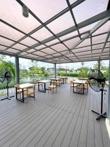 บริการและสิ่งอำนวยความสะดวก, แอท เปรม แอนด์ จันทร์ รีสอร์ต (at Pream and Chan resort) in เสม็ด