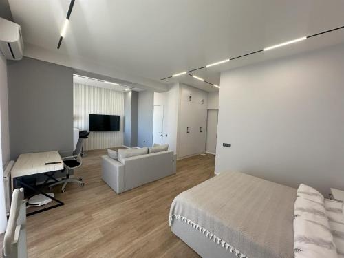 Minor-River apartment