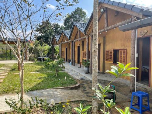 Dìn Homestay Nặm Đăm