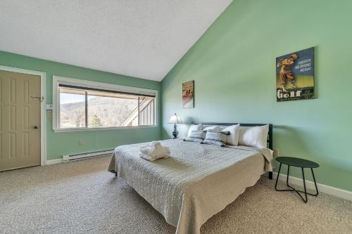 Rumbling Bald Resort-Fairway Villa on Bald Mountain Lake-Mountain Views condo in Lake Lure, USA