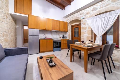 Kitchen, Asmani Apartments with pool in Gorgolaini