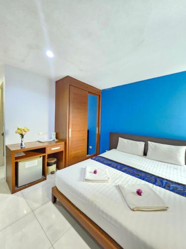 Joyera Kata Beach Hotel Room Type - Standard Double Room