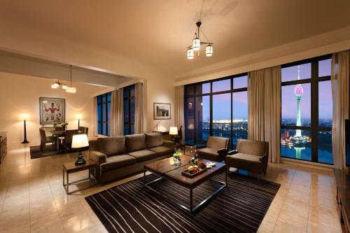 ฮิลตัน โคลัมโบ เรสซิเดนซ์ (Hilton Colombo Residence) near คอตตอน คอลเลคชั่น
