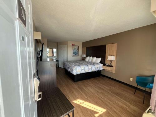 Baymont by Wyndham Georgetown/Near Georgetown Marina - image 6