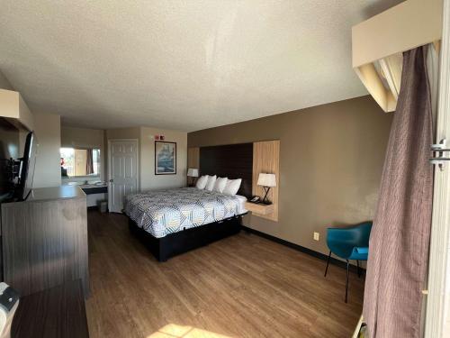 Baymont by Wyndham Georgetown/Near Georgetown Marina - image 7