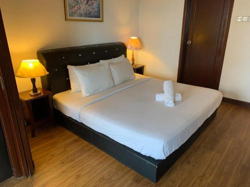 RN Service Suites At Times Square KL - image 10