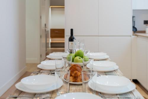 Chueca Hortaleza 12Pax 5 Bedrooms 5 Baths, Madrid
