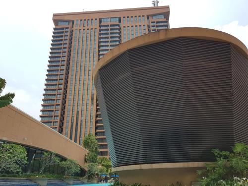 RN Service Suites At Times Square KL - image 2